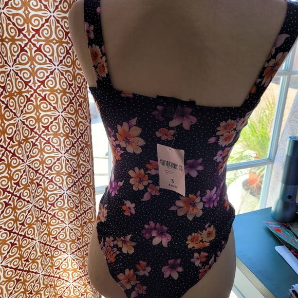 🔴🔴Body suit🔴🔴 - Picture 3 of 4